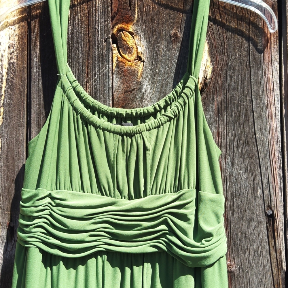 Jones New York Empire Waist Green Dress